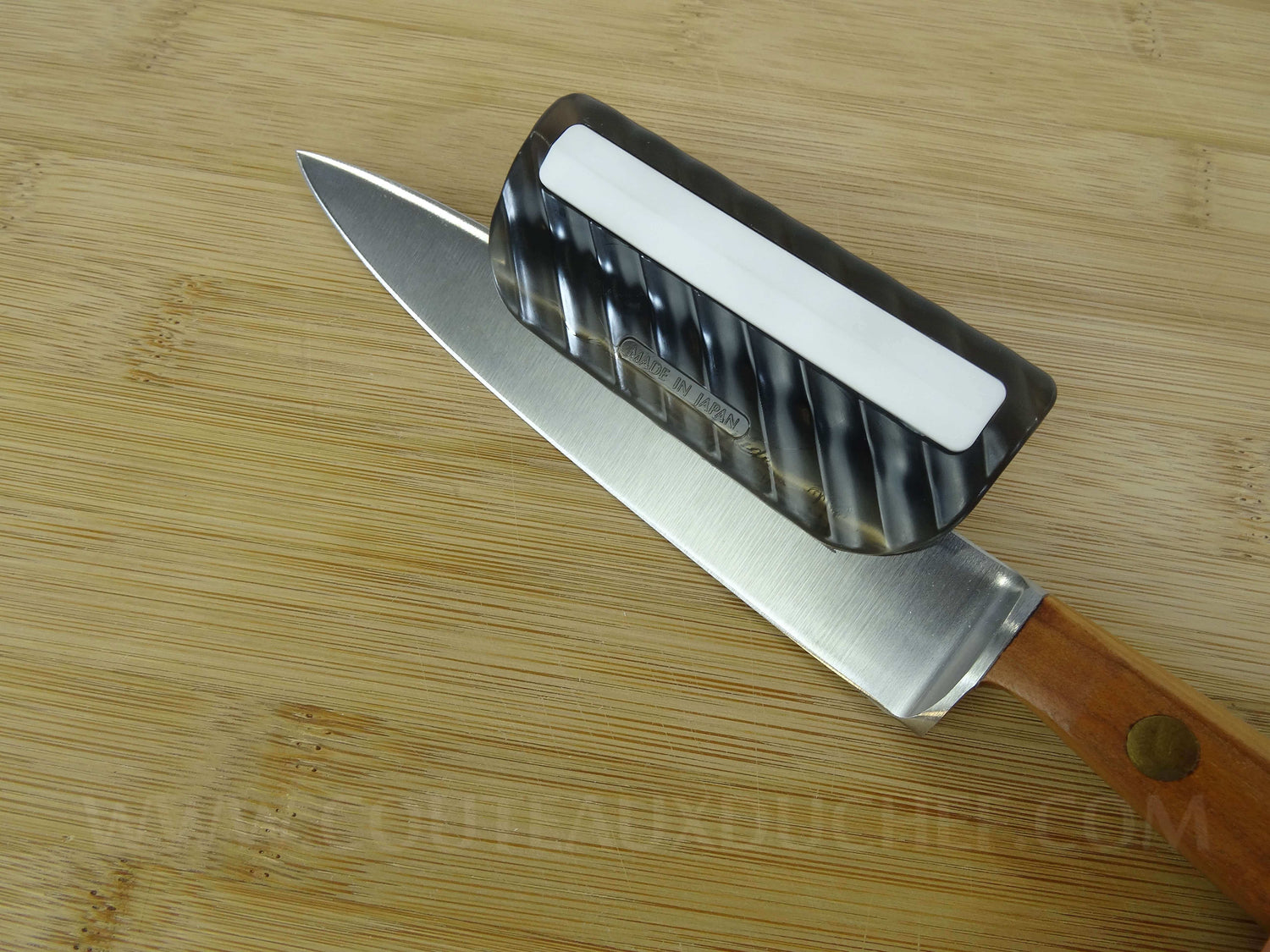 Guide d'affutage TOJIRO pour couteaux de cuisine