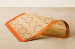 Toile de cuisson spéciale macarons Silpat en silicone et toile de verre 42x29,5cm