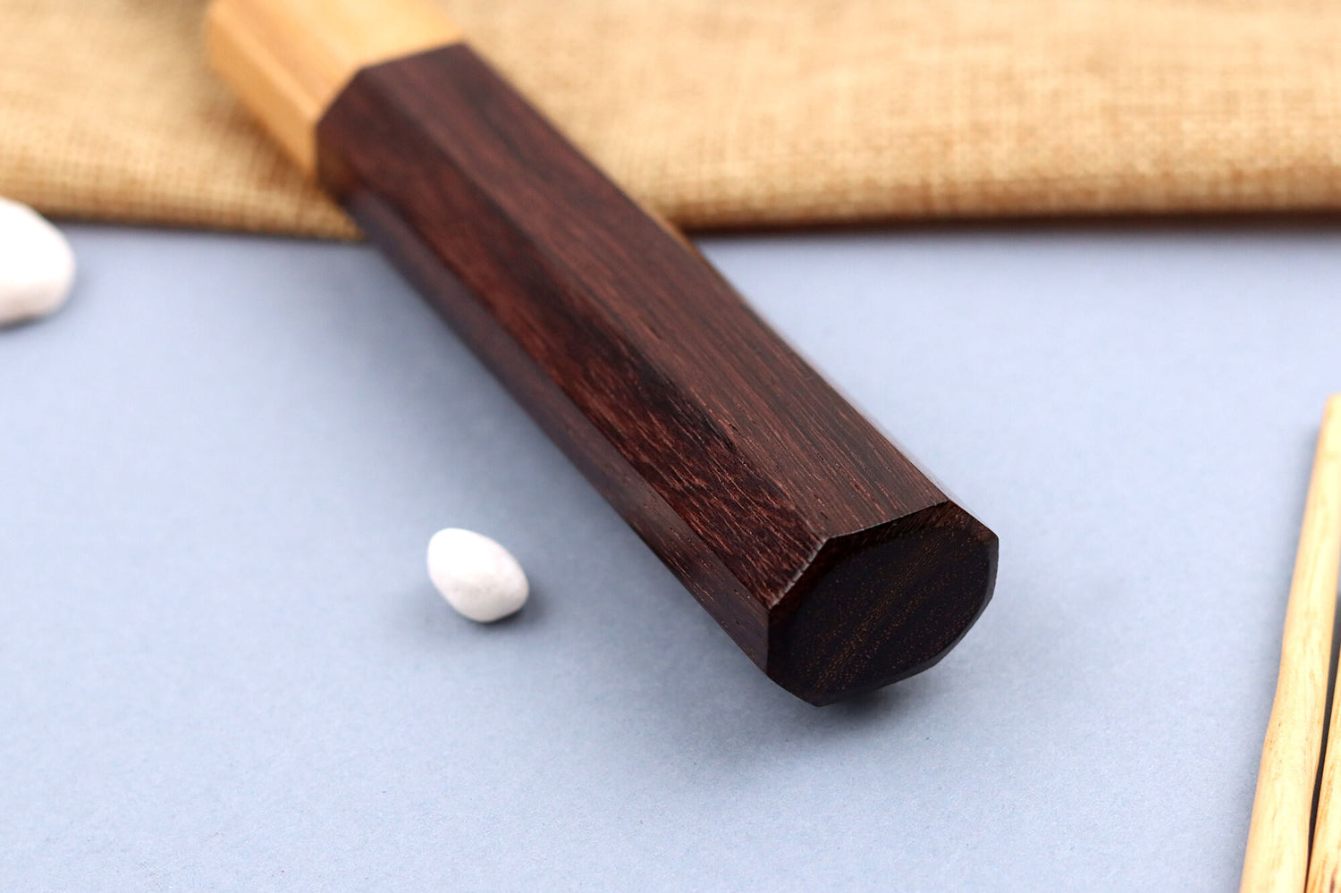 Couteau de chef japonais artisanal Yoshimi Kato AS Nashiji 21cm