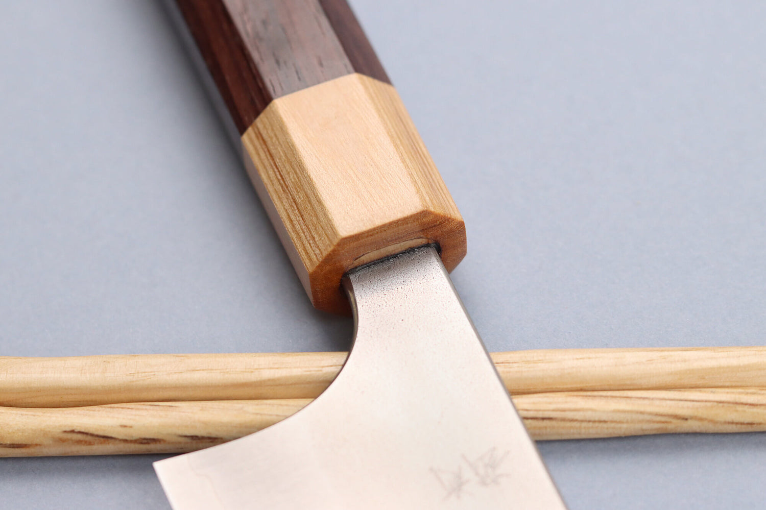 Couteau de chef japonais artisanal Yoshimi Kato AS Nashiji 21cm