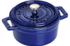 Mini cocotte Staub ronde en fonte émaillée bleu intense 10cm