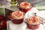 Mini cocotte Staub ronde en fonte émaillée cerise 10cm